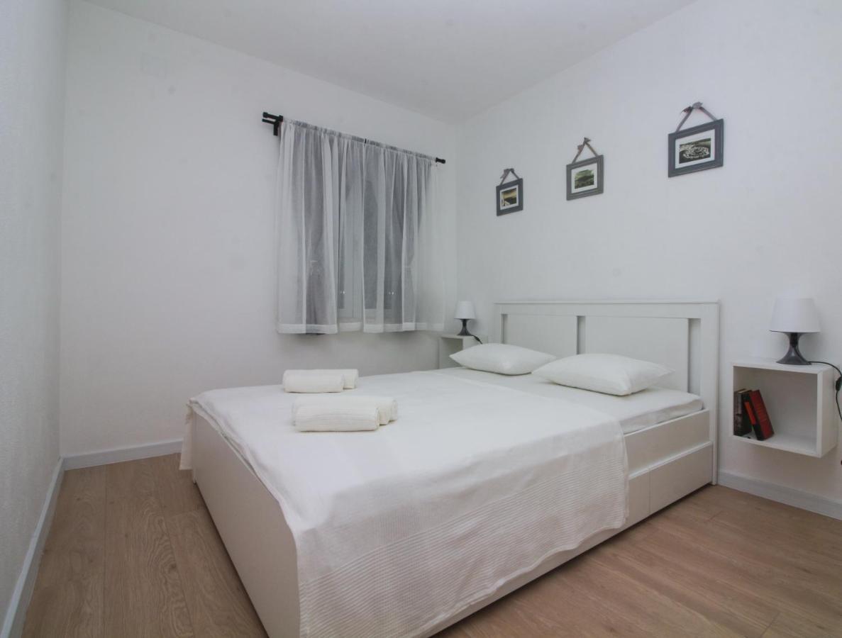 Apartamento Ghetto Primošten Exterior foto